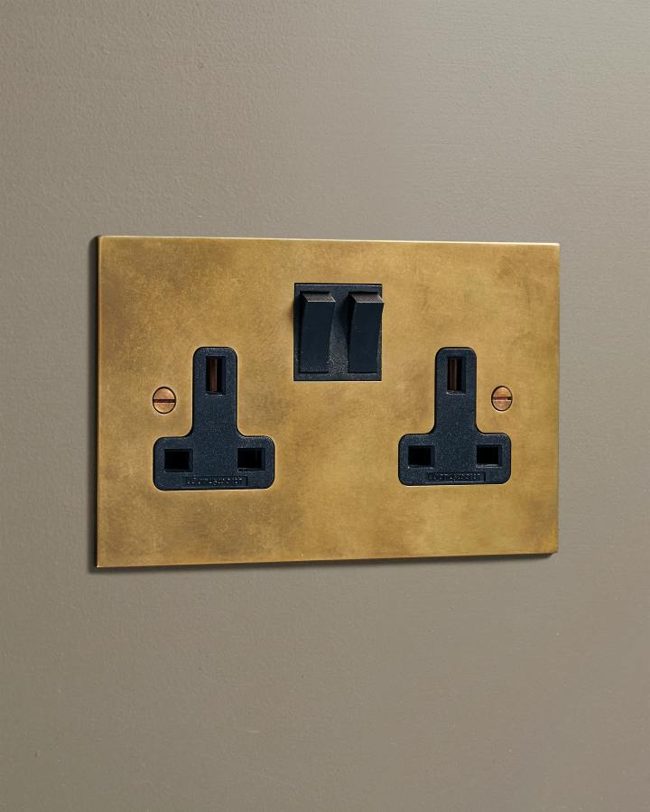 Classic 13A Plug Sockets